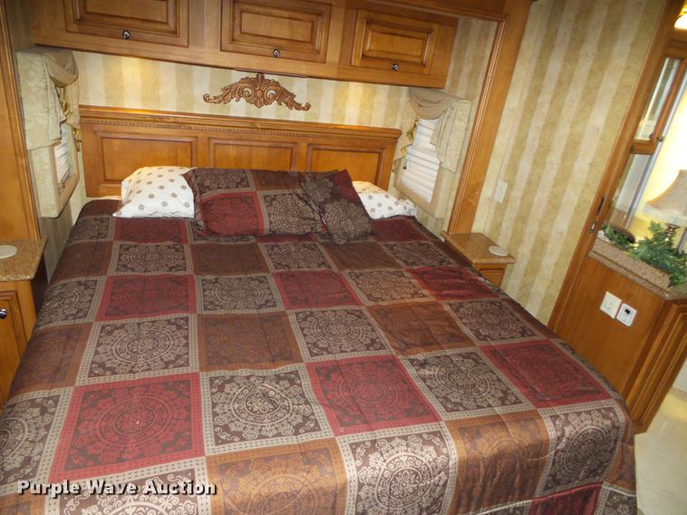 image for item DC5238 2004 Spartan K2 Travel Supreme Select 45DS04 RV