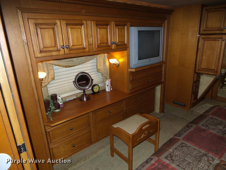 image for item DC5238 2004 Spartan K2 Travel Supreme Select 45DS04 RV