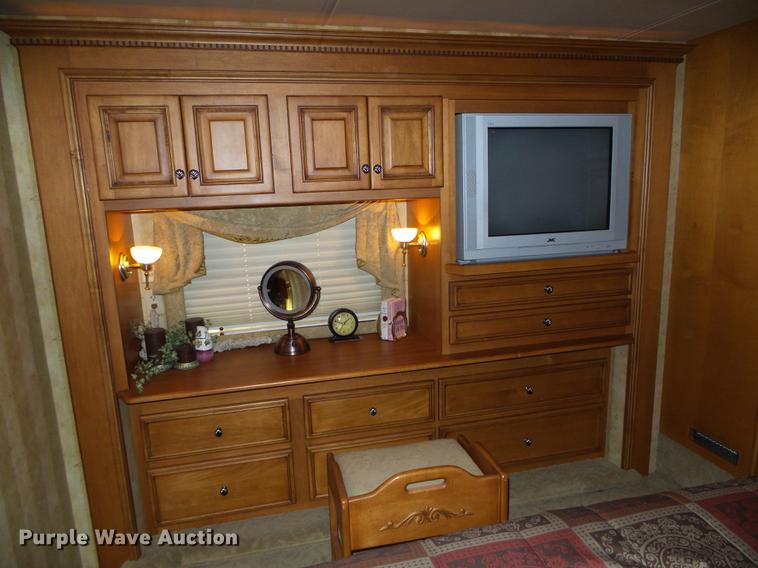 image for item DC5238 2004 Spartan K2 Travel Supreme Select 45DS04 RV