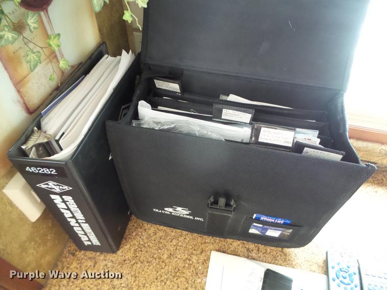 image for item DC5238 2004 Spartan K2 Travel Supreme Select 45DS04 RV