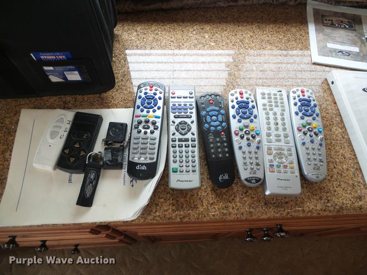 image for item DC5238 2004 Spartan K2 Travel Supreme Select 45DS04 RV