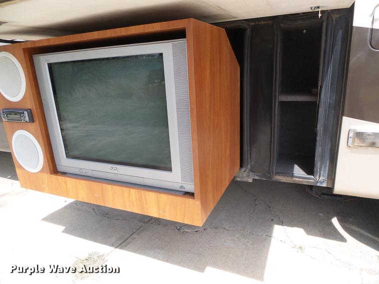 image for item DC5238 2004 Spartan K2 Travel Supreme Select 45DS04 RV