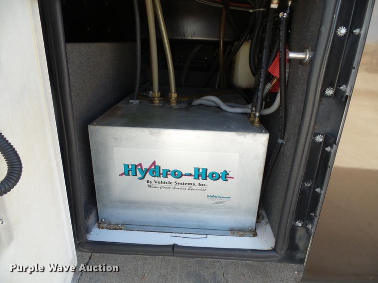 image for item DC5238 2004 Spartan K2 Travel Supreme Select 45DS04 RV