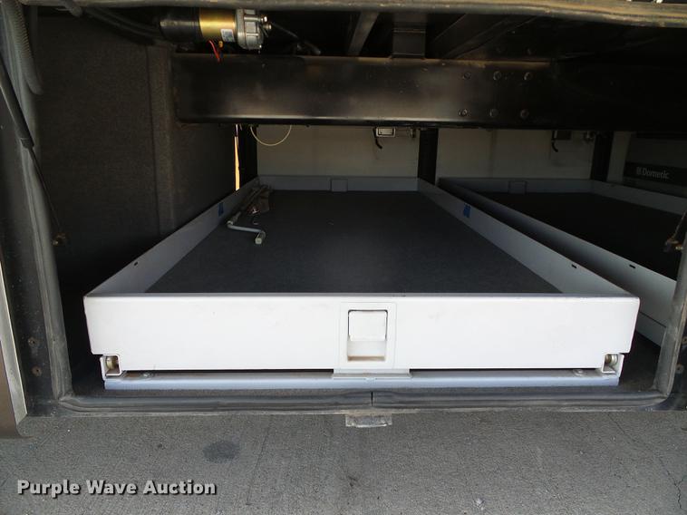 image for item DC5238 2004 Spartan K2 Travel Supreme Select 45DS04 RV