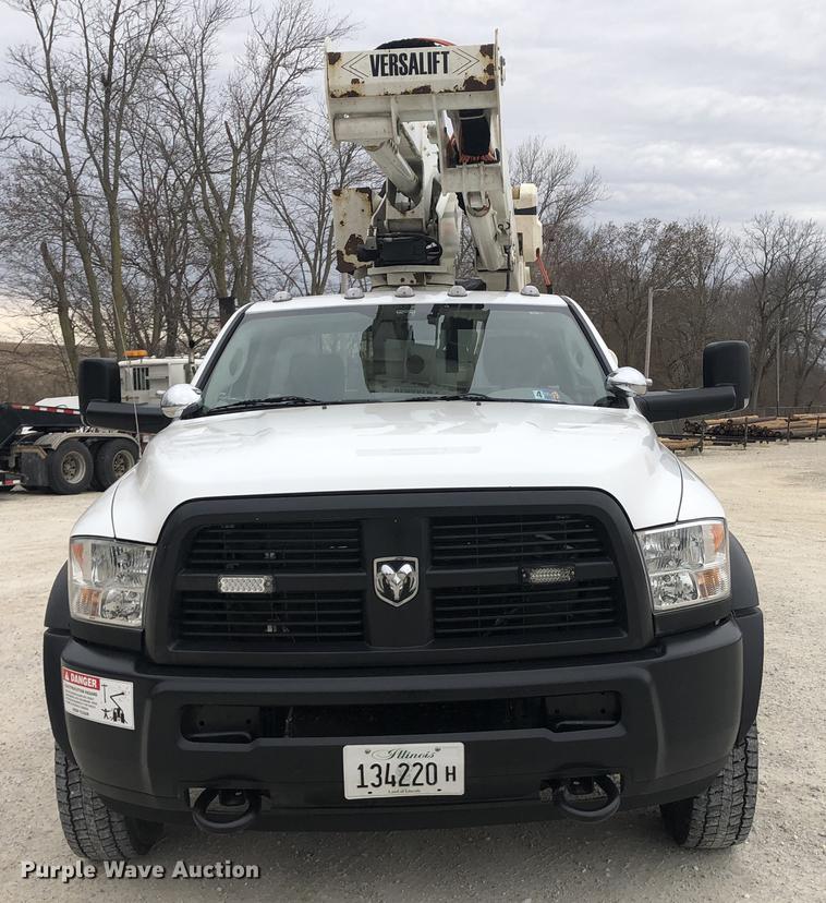 image for item DC8727 2012 Dodge Ram 5500 bucket truck