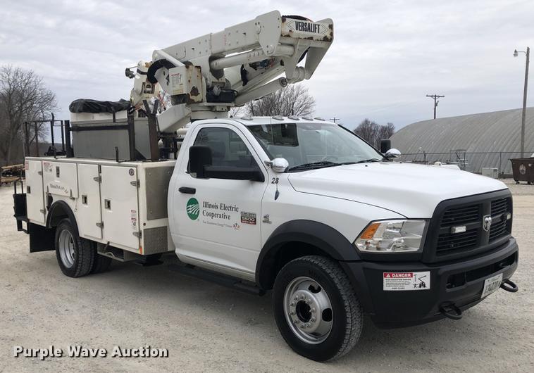 image for item DC8727 2012 Dodge Ram 5500 bucket truck
