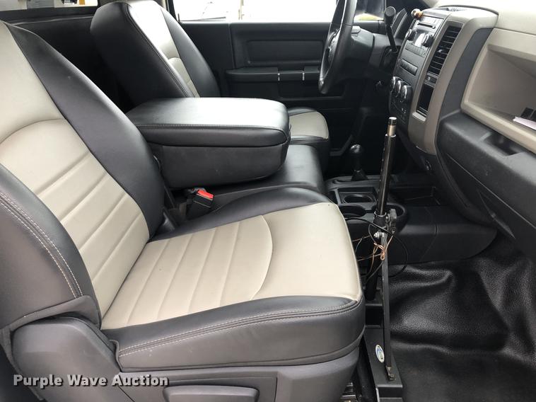 image for item DC8727 2012 Dodge Ram 5500 bucket truck