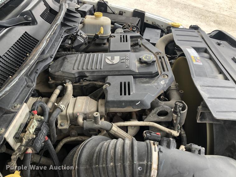 image for item DC8727 2012 Dodge Ram 5500 bucket truck