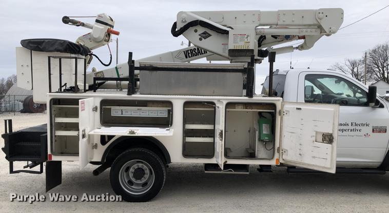 image for item DC8727 2012 Dodge Ram 5500 bucket truck