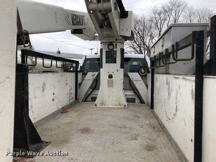 image for item DC8727 2012 Dodge Ram 5500 bucket truck