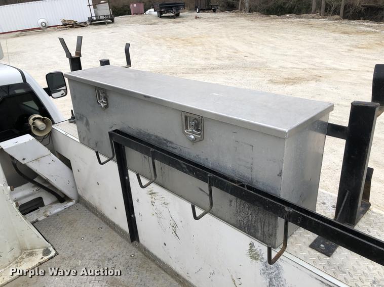 image for item DC8727 2012 Dodge Ram 5500 bucket truck