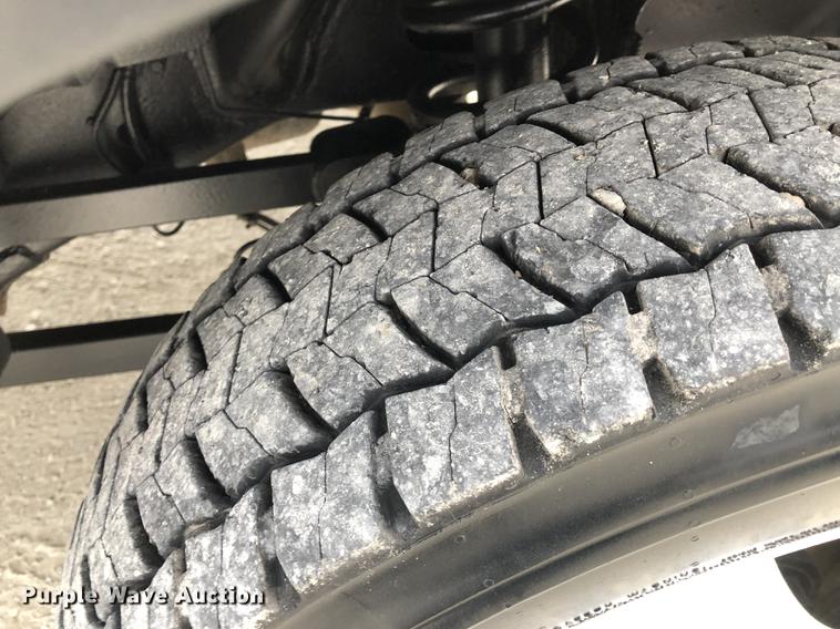 image for item DC8727 2012 Dodge Ram 5500 bucket truck