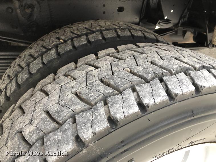 image for item DC8727 2012 Dodge Ram 5500 bucket truck