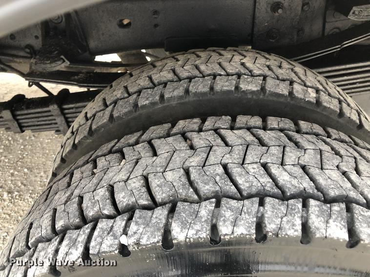 image for item DC8727 2012 Dodge Ram 5500 bucket truck