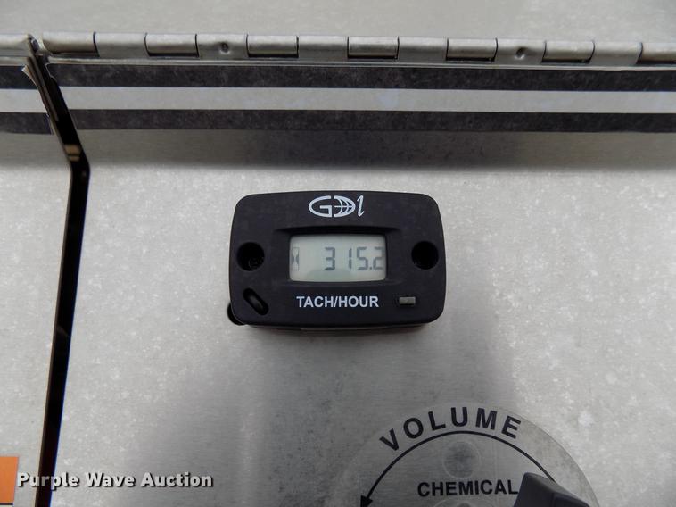 image for item DD3692 2013 Lonestar utility trailer with pressure washer