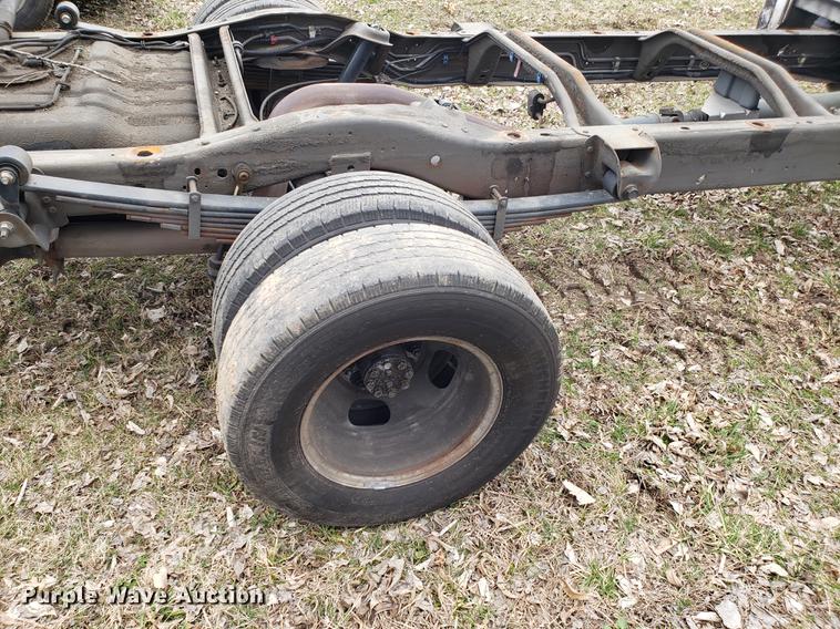 image for item DD4003 2010 Chevrolet Express G4500 cab and chassis