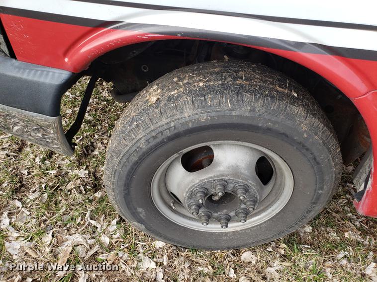 image for item DD4004 2010 Chevrolet Express G4500 cab and chassis