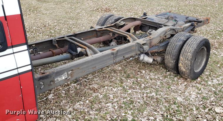 image for item DD4004 2010 Chevrolet Express G4500 cab and chassis