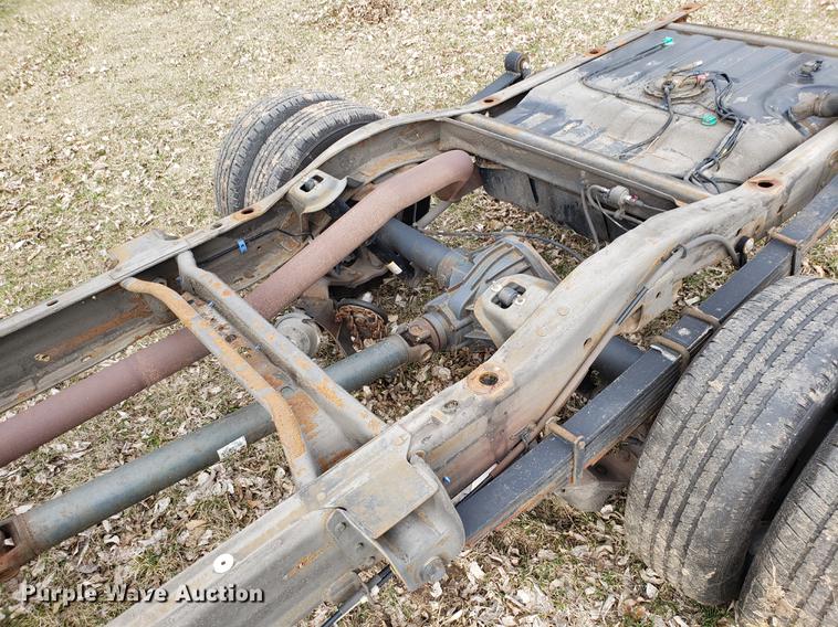 image for item DD4004 2010 Chevrolet Express G4500 cab and chassis