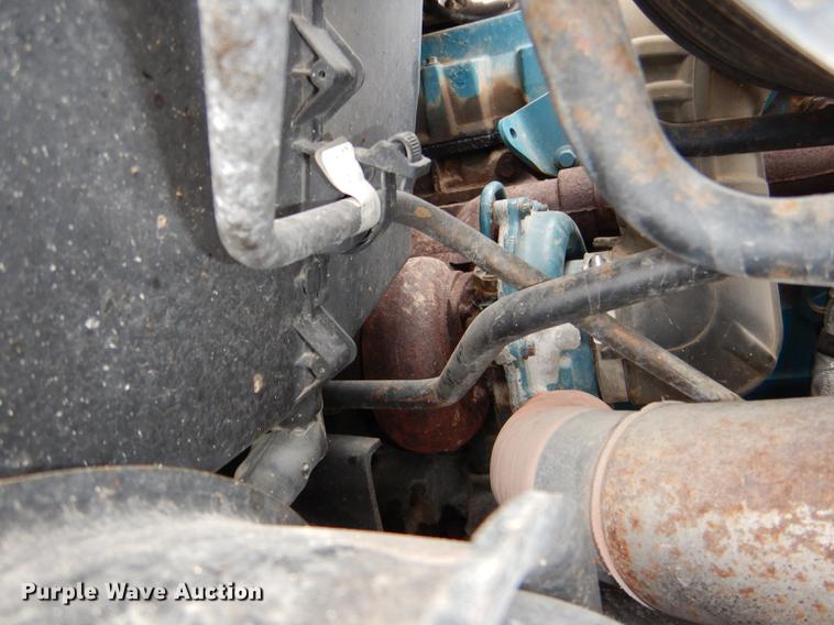 image for item DD8994 2005 International 4300 box truck