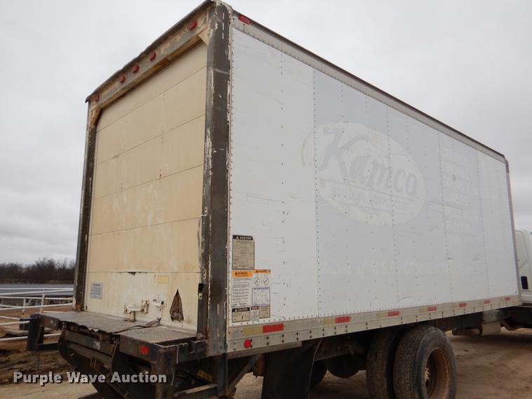 image for item DD8994 2005 International 4300 box truck