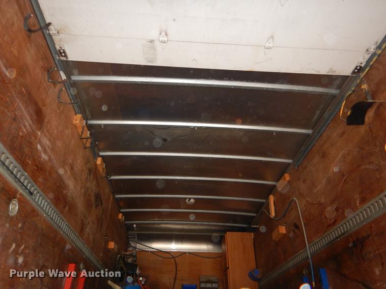 image for item DD8994 2005 International 4300 box truck