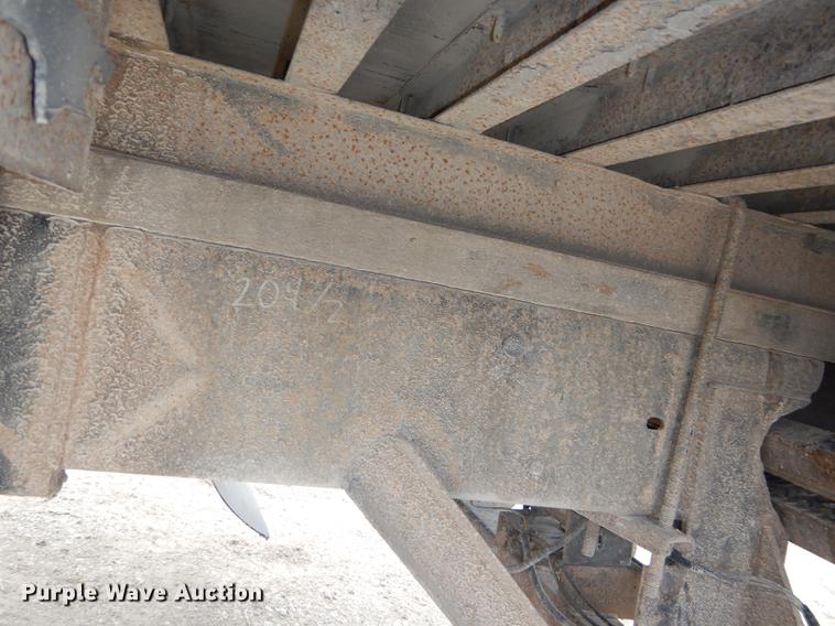 image for item DD8994 2005 International 4300 box truck