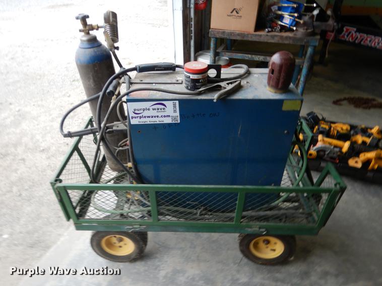 image for item DE3882 Miller Millermatic 35 welder