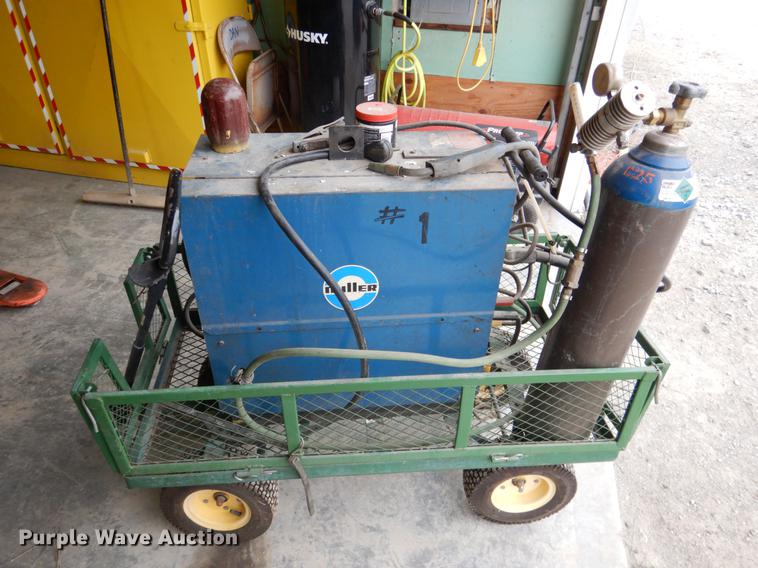 image for item DE3882 Miller Millermatic 35 welder