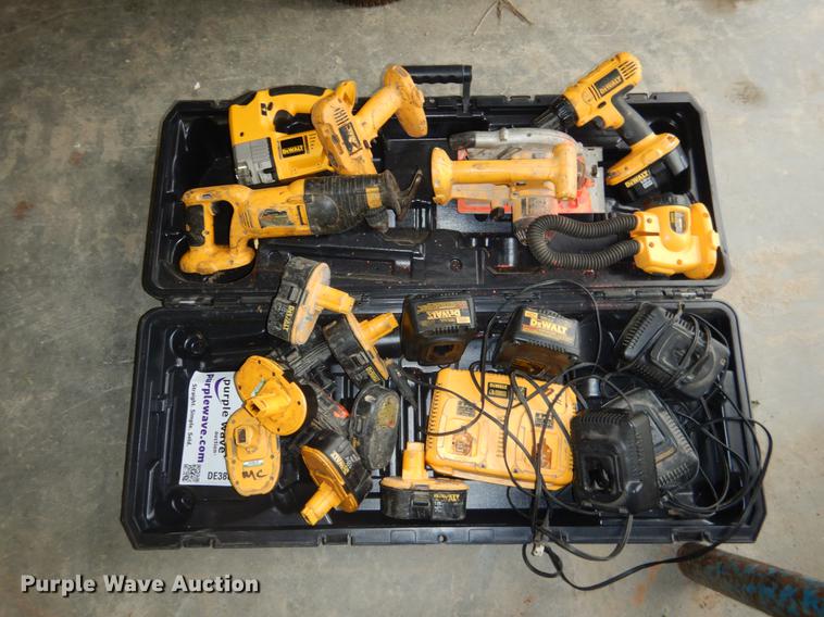 image for item DE3883 DeWalt tools