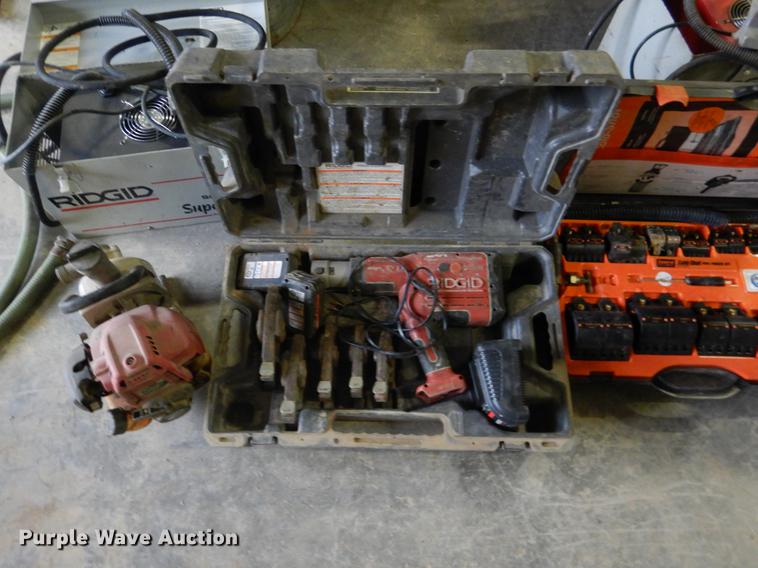 image for item DE3886 Tools