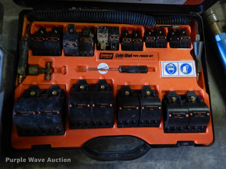 image for item DE3886 Tools