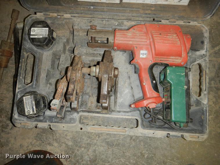 image for item DE3886 Tools