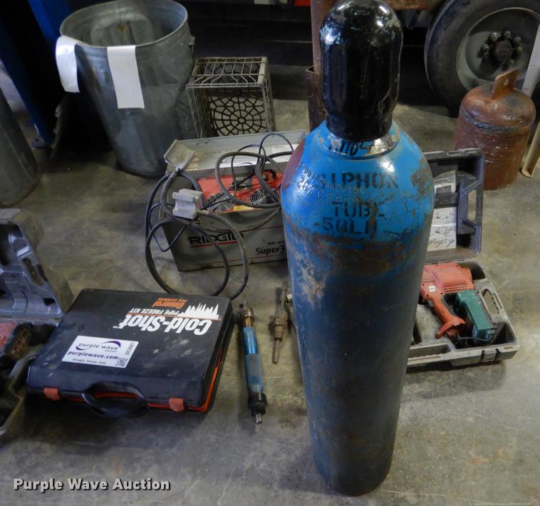 image for item DE3886 Tools