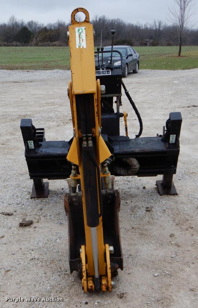 Caterpillar BH30 skid steer backhoe attachment in Rutledge, MO Item