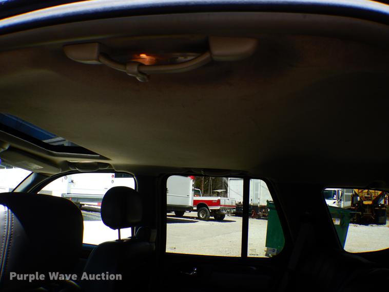 image for item DE8280 2004 GMC Envoy SLT SUV