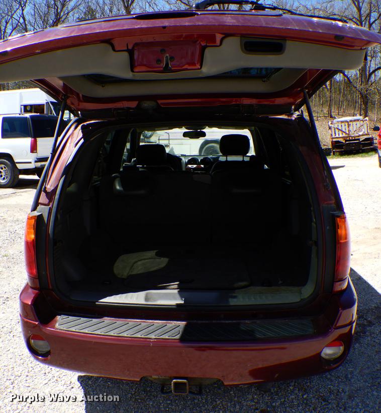 image for item DE8280 2004 GMC Envoy SLT SUV