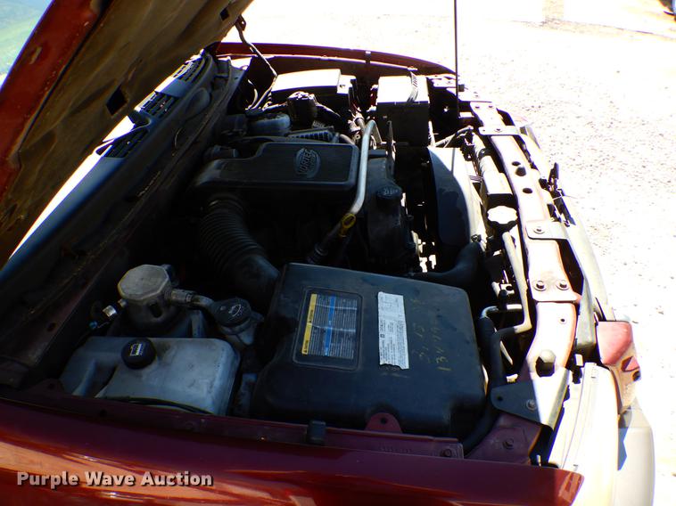 image for item DE8280 2004 GMC Envoy SLT SUV