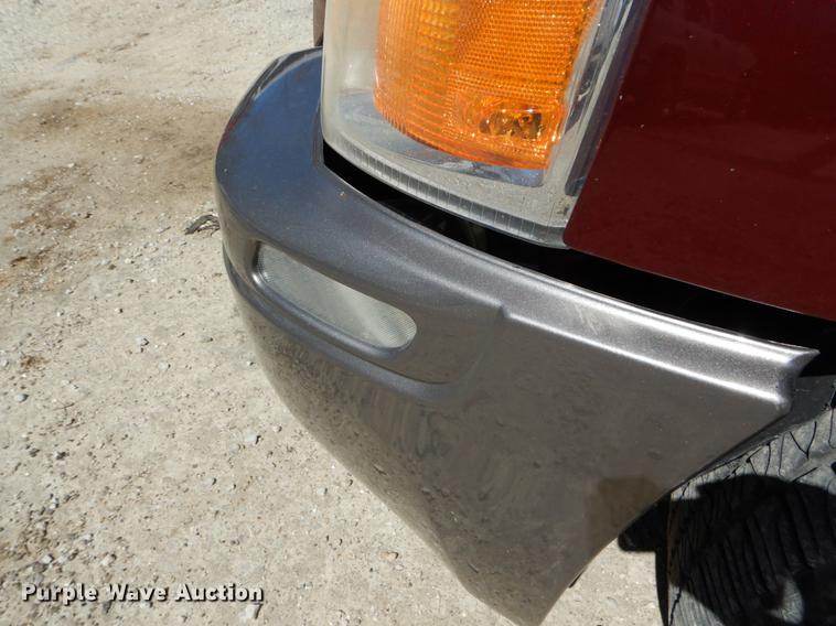 image for item DE8280 2004 GMC Envoy SLT SUV