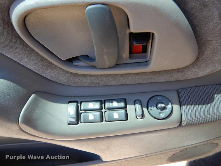 image for item DE8281 1999 Chevrolet Tahoe LT SUV