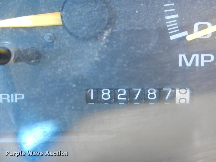 image for item DE8281 1999 Chevrolet Tahoe LT SUV