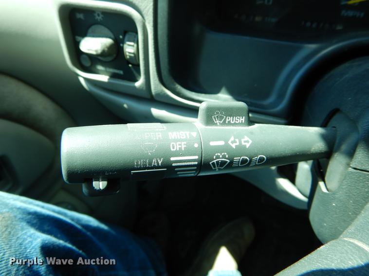 image for item DE8281 1999 Chevrolet Tahoe LT SUV