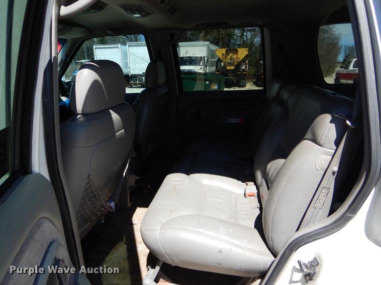 image for item DE8281 1999 Chevrolet Tahoe LT SUV