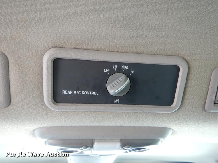 image for item DE8281 1999 Chevrolet Tahoe LT SUV