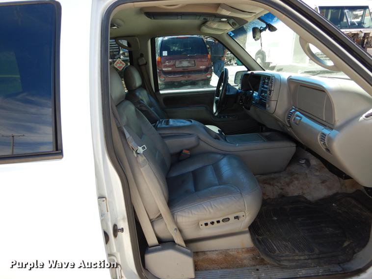 image for item DE8281 1999 Chevrolet Tahoe LT SUV