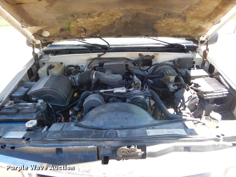 image for item DE8281 1999 Chevrolet Tahoe LT SUV