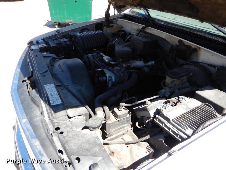 image for item DE8281 1999 Chevrolet Tahoe LT SUV