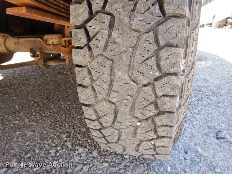 image for item DE8281 1999 Chevrolet Tahoe LT SUV