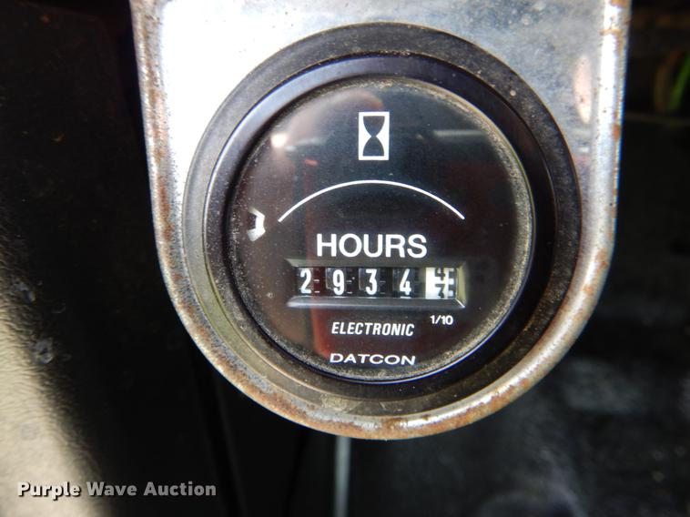 image for item DE8288 1996 Ford F800 bucket truck