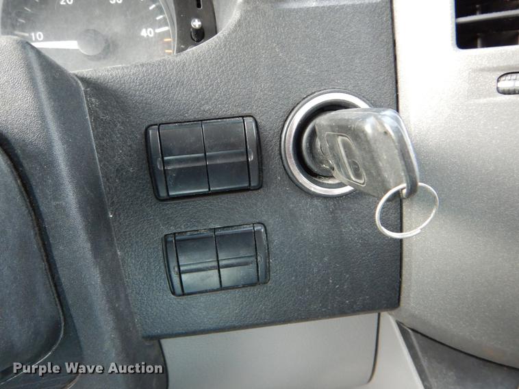 image for item DE8292 2012 Freightliner Sprinter 3500 box truck